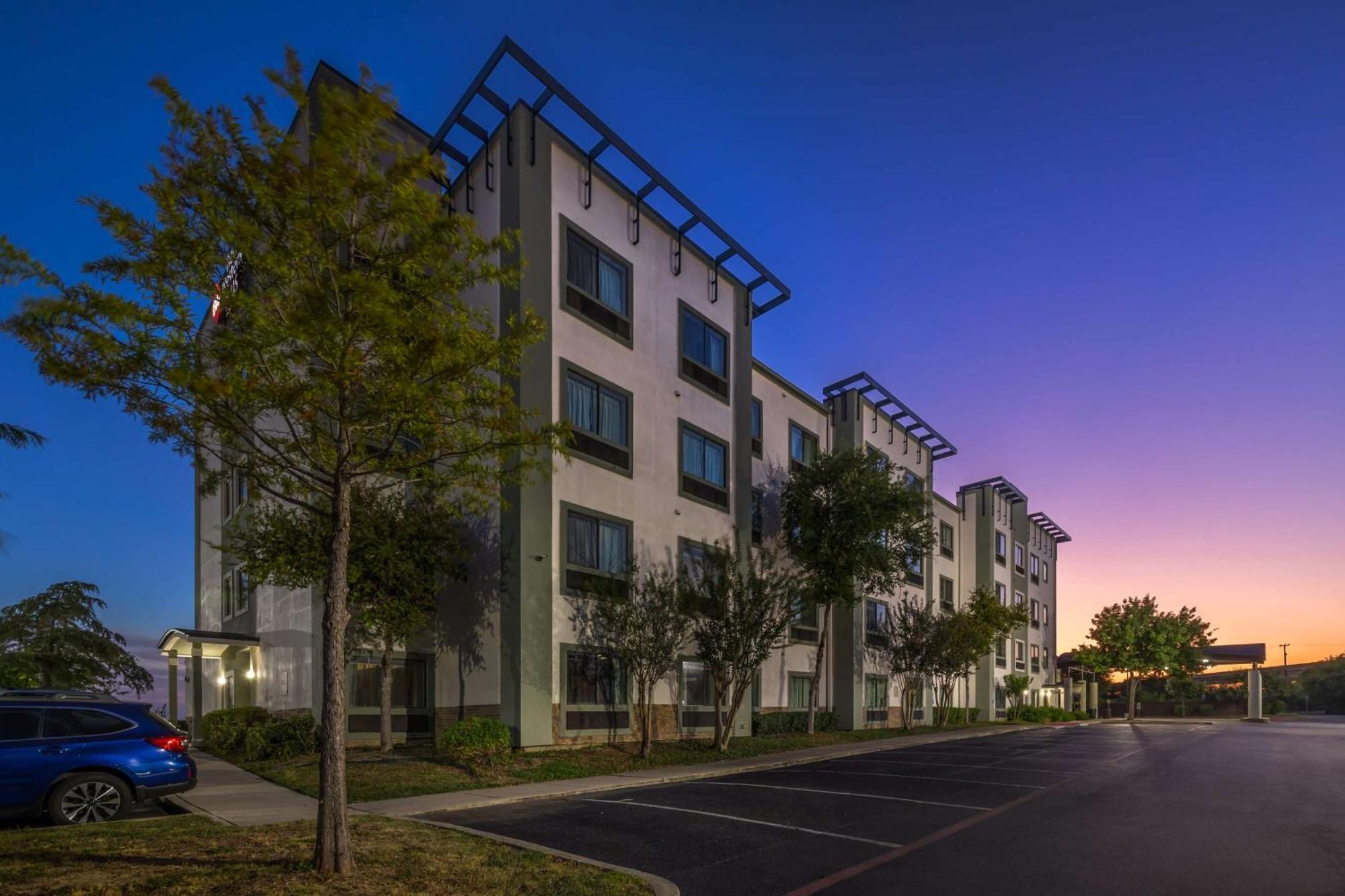 Best Western Plus Lackland Hotel And Suites. San Antonio Zewnętrze zdjęcie